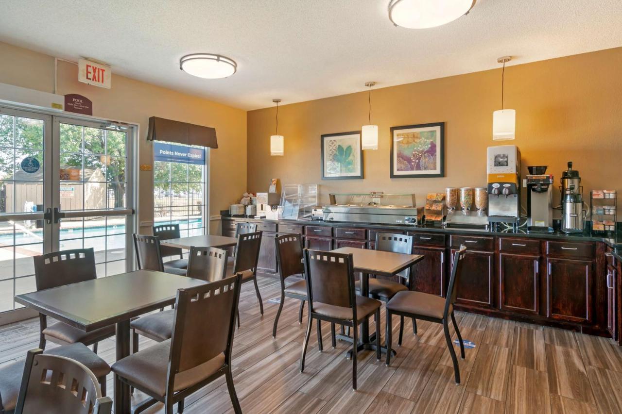 Best Western Governors Inn And Suites Wichita Eksteriør bilde